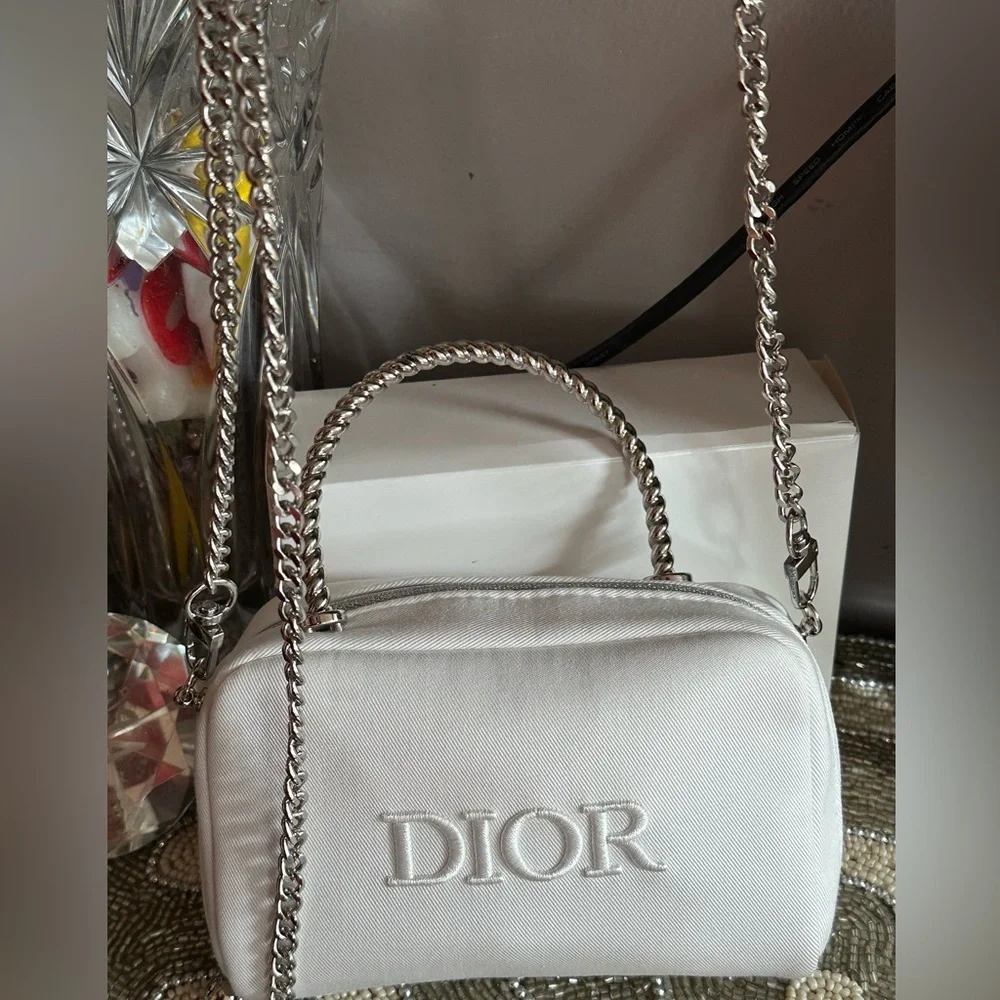Dior NWOT Beauty White Denim Cosmetic Bag in crossbody bag new - Picture 12 of 16